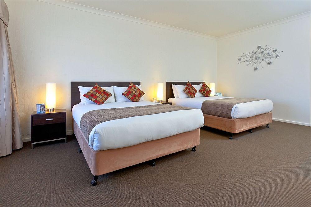 Blazing Stump Motel & Suites Wodonga Exterior photo